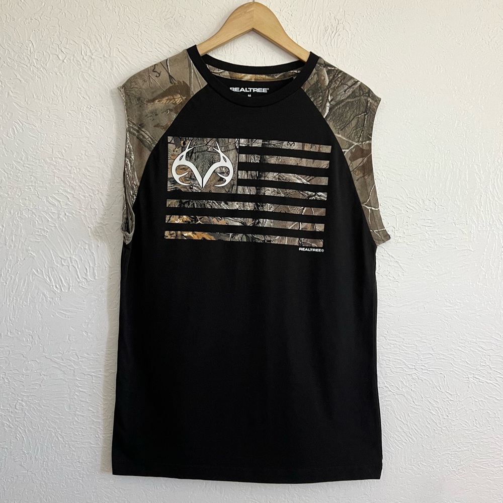 3/$12 REALTREE Men’s Black/Green Camo American Tee/Tank Size Medium